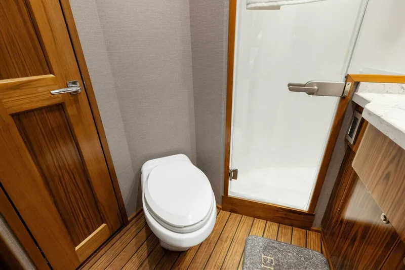 El Dorado Yacht Photos Pics 2022 Viking 68 CNV