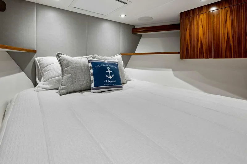 El Dorado Yacht Photos Pics 2022 Viking 68 CNV