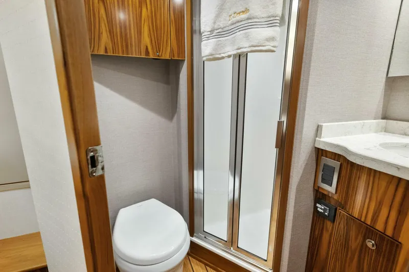 El Dorado Yacht Photos Pics 2022 Viking 68 CNV