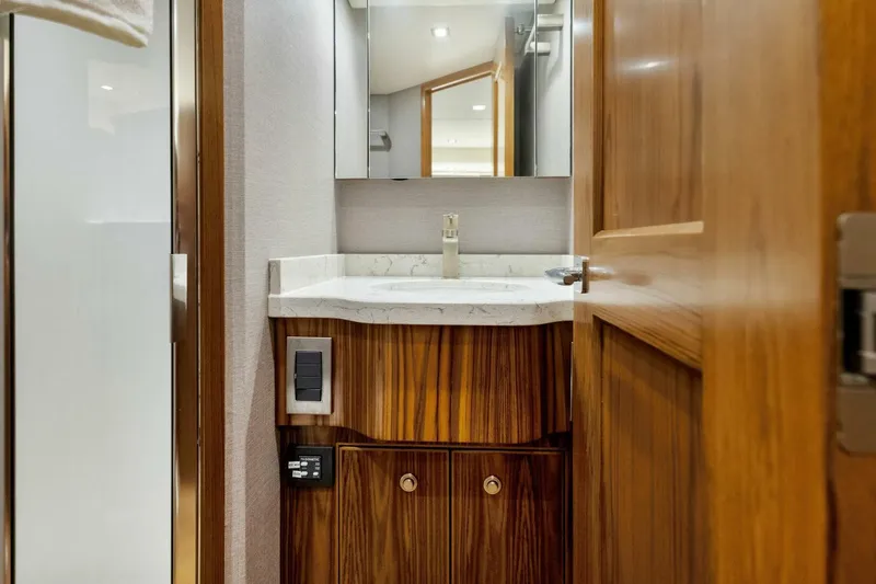 El Dorado Yacht Photos Pics 2022 Viking 68 CNV