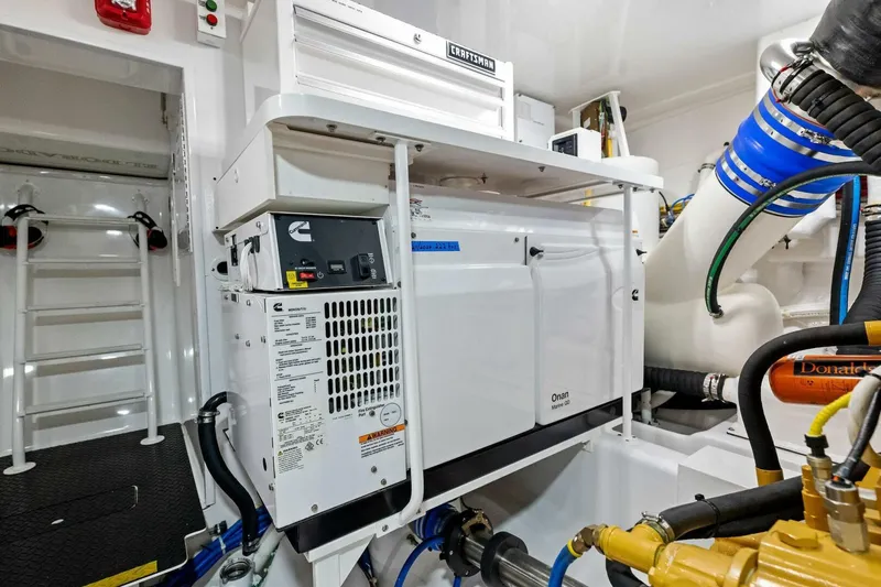 El Dorado Yacht Photos Pics 2022 Viking 68 CNV