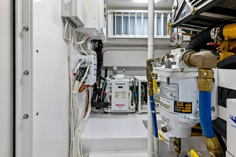 El Dorado Yacht Photos Pics 2022 Viking 68 CNV