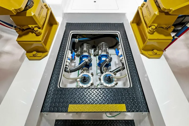 El Dorado Yacht Photos Pics 2022 Viking 68 CNV