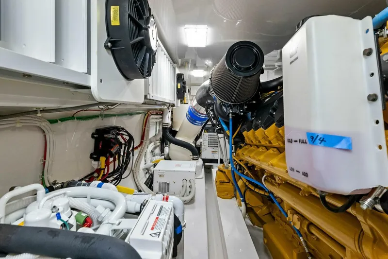 El Dorado Yacht Photos Pics 2022 Viking 68 CNV