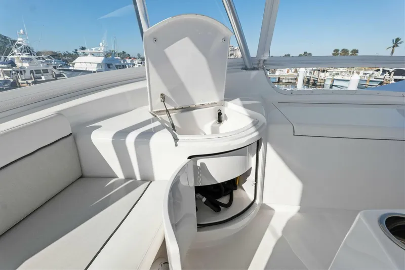 El Dorado Yacht Photos Pics 2022 Viking 68 CNV