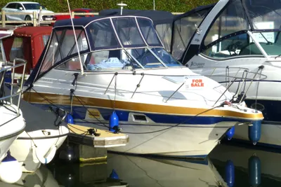 1998 Maxum 2400 SCR