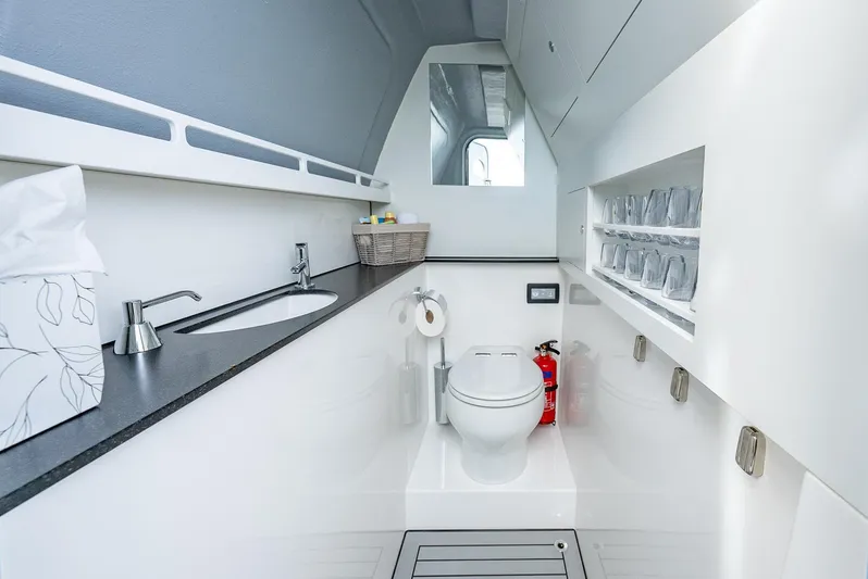 Excellence Yacht Photos Pics 