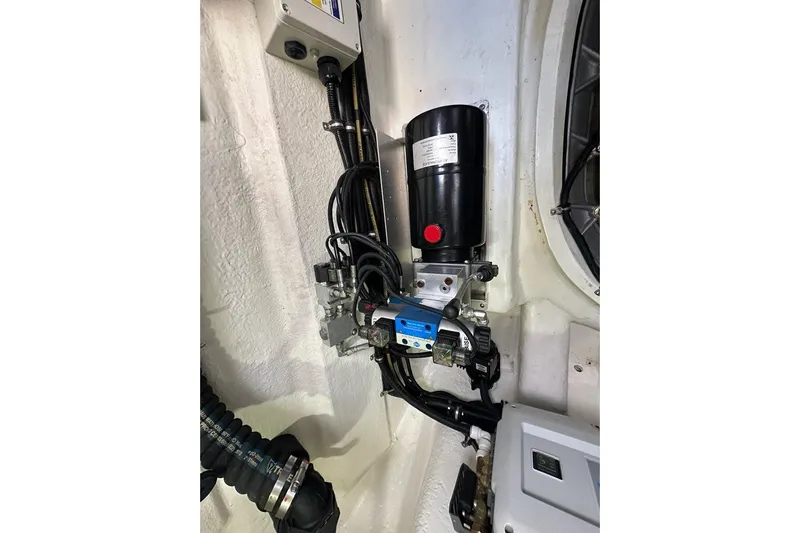 Happy Ours Yacht Photos Pics Engine room components of a 2019 Riviera 5400 Sport Yacht.