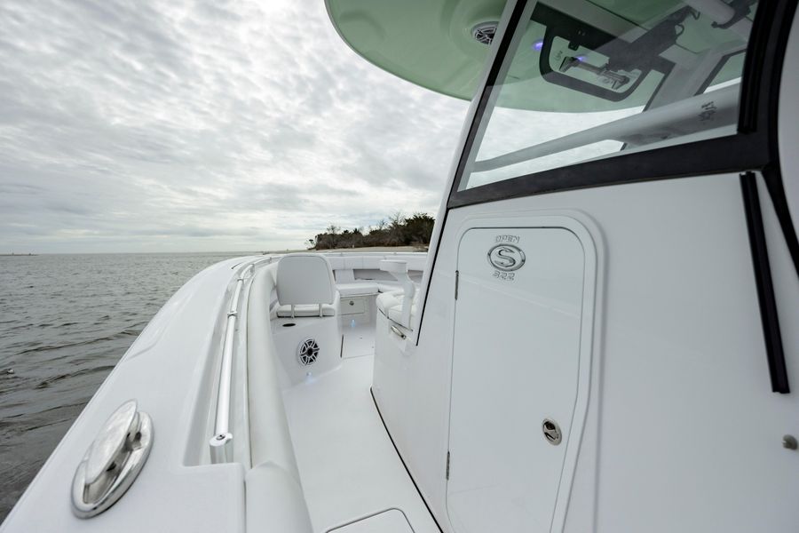 2022 Sportsman Open 322 Center Console