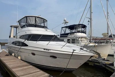 Carver 444 Cockpit Motor Yacht