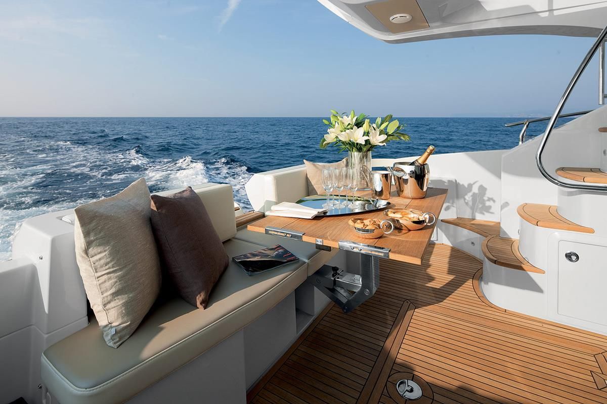 2013 Azimut 45 