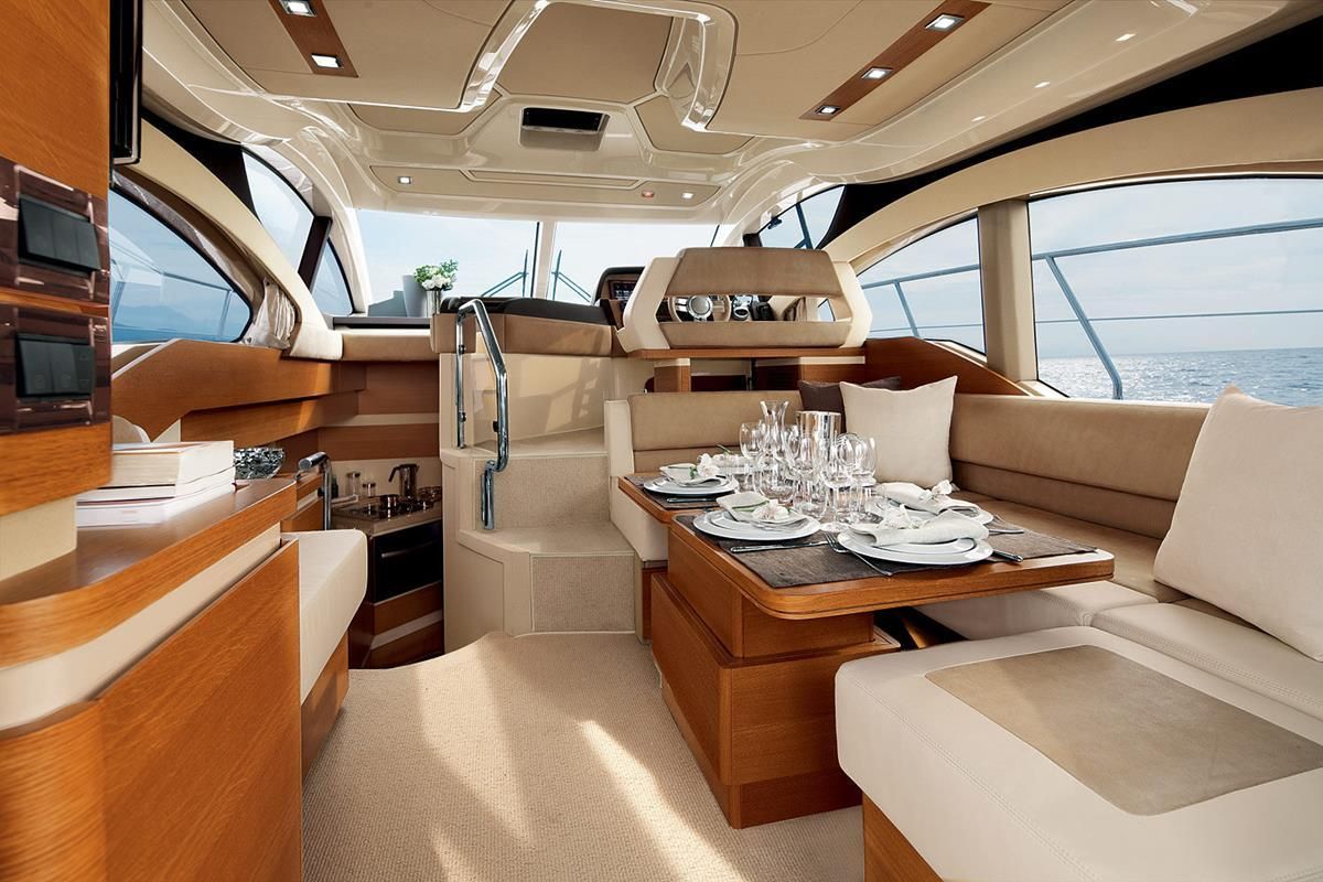 2013 Azimut 45 