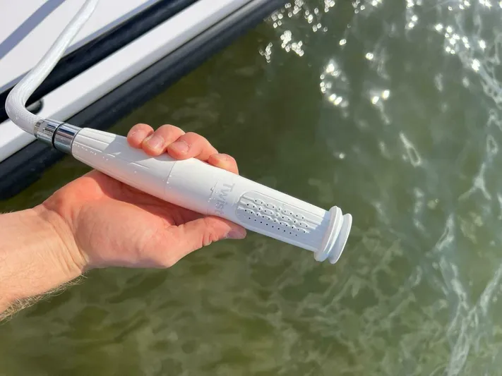  Yacht Photos Pics 2023 Axopar 28 Cabin Wetbar - Image 32