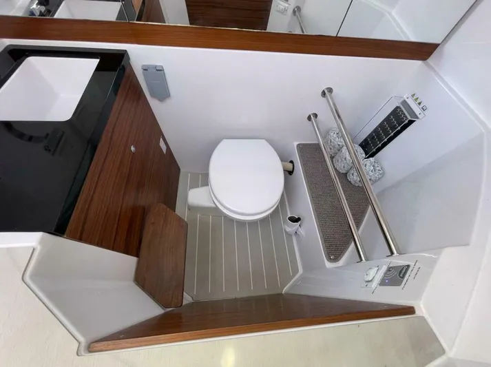  Yacht Photos Pics 2023 Axopar 28 Cabin Wetbar - Image 24