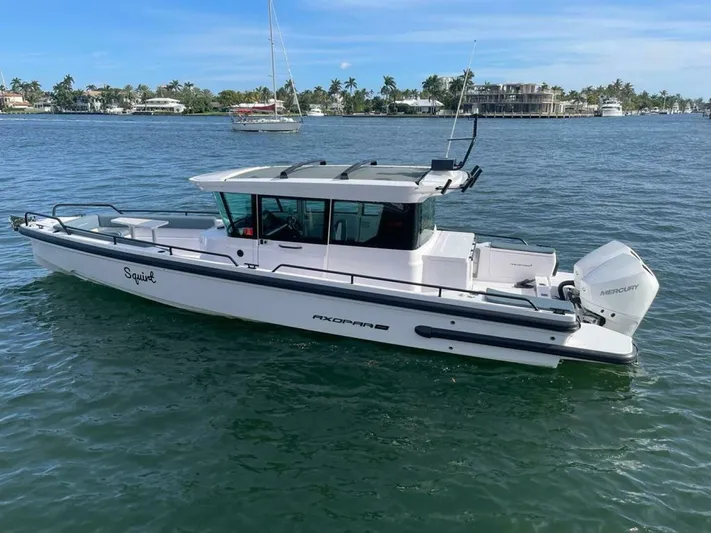  Yacht Photos Pics 2023 Axopar 28 Cabin Wetbar - Image 8