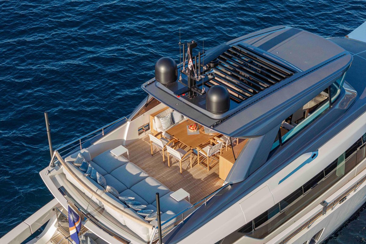 2025 Sanlorenzo 77 