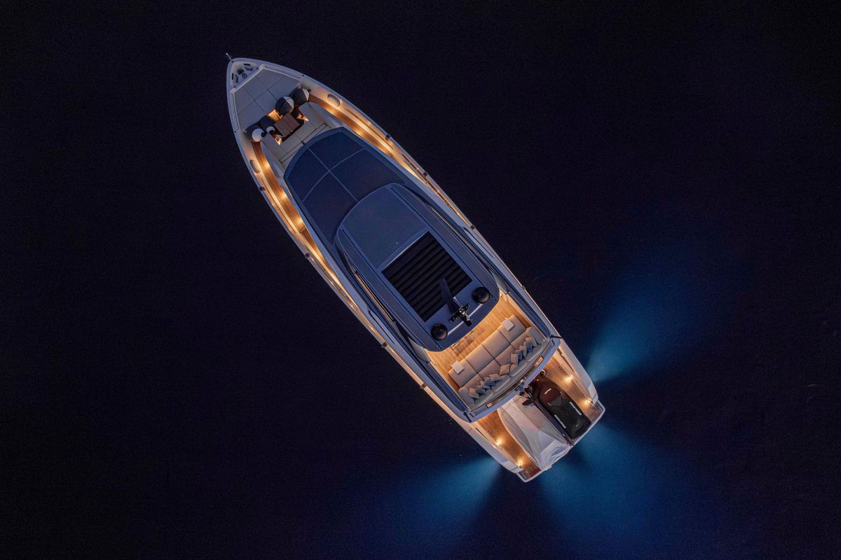 2025 Sanlorenzo 77 