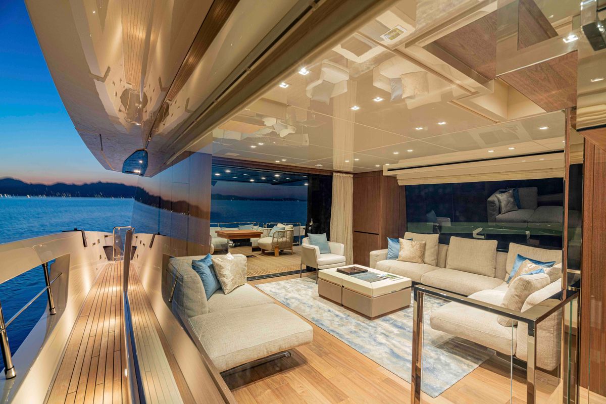 2025 Sanlorenzo 77 