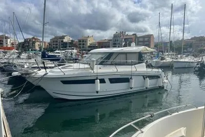 2015 Jeanneau Merry Fisher 855