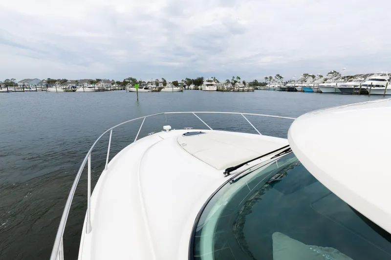 Silver Lining Yacht Photos Pics 2015 Tiara Yachts 44 Coupe- SILVER LINING- Bow