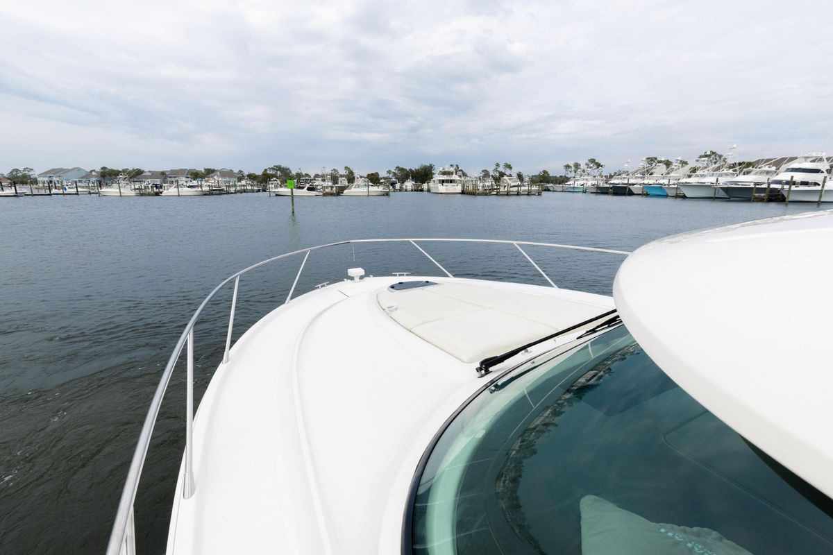 2015 Tiara Yachts 44 
