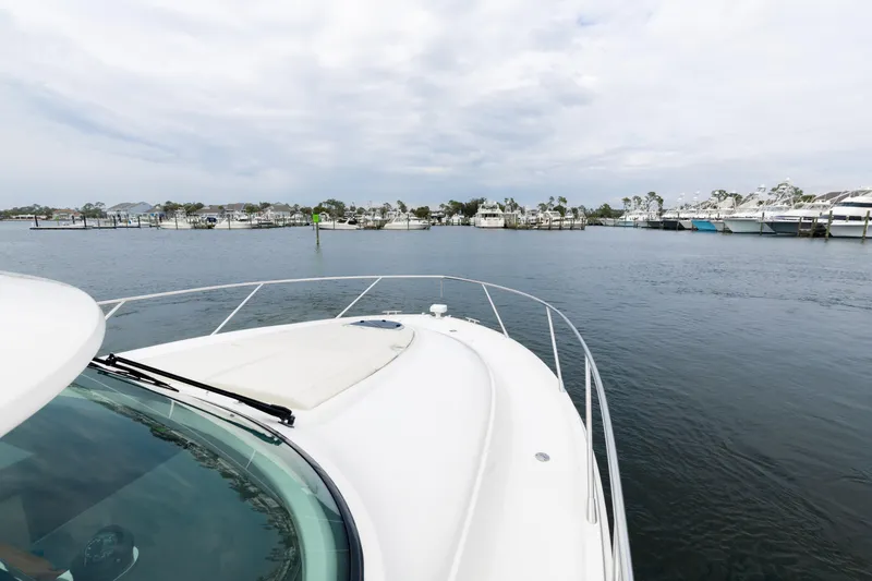 Silver Lining Yacht Photos Pics 2015 Tiara Yachts 44 Coupe- SILVER LINING- Bow