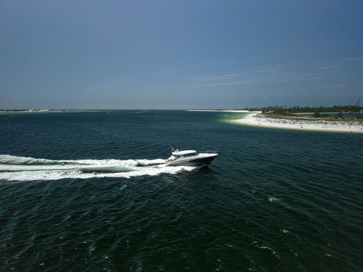 2015 Tiara Yachts 44 