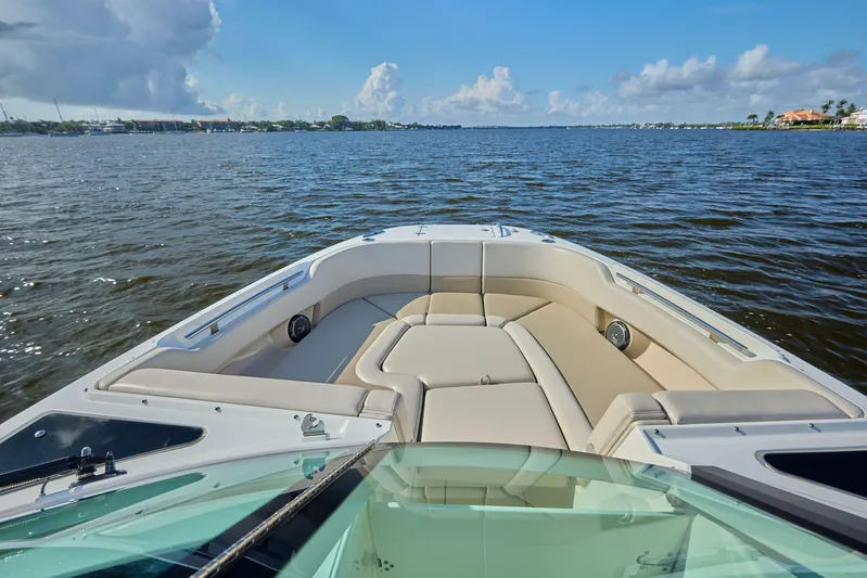 Hitm Yacht Photos Pics 