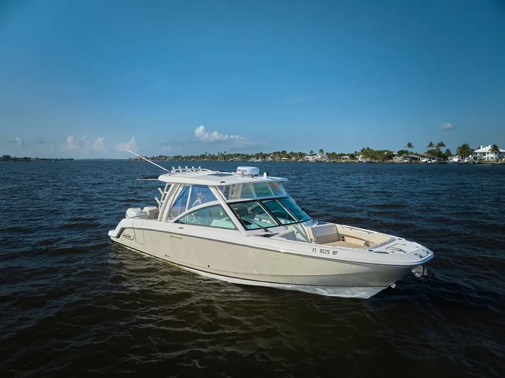 Hitm Yacht Photos Pics 