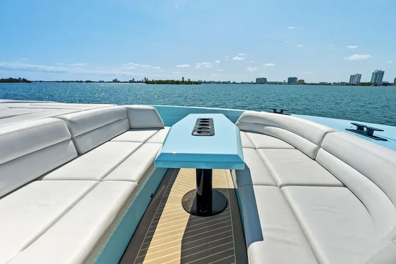 Shaloha Yacht Photos Pics 