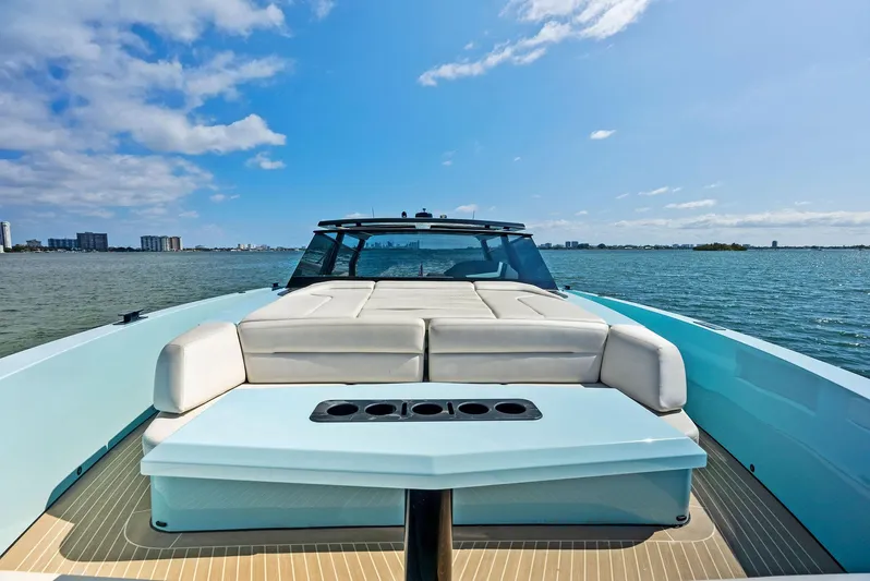 Shaloha Yacht Photos Pics 