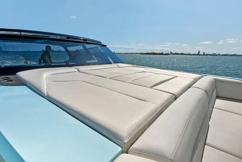 Shaloha Yacht Photos Pics 