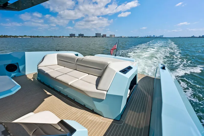 Shaloha Yacht Photos Pics 