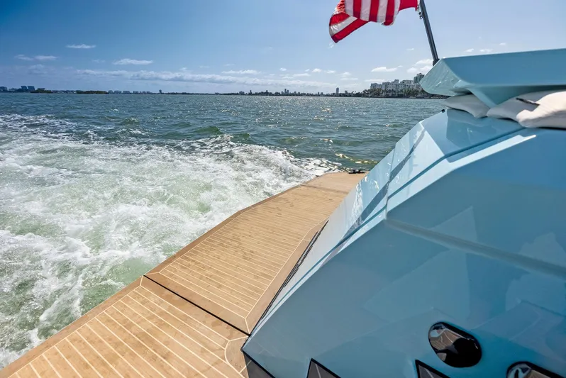 Shaloha Yacht Photos Pics 