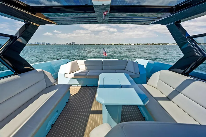 Shaloha Yacht Photos Pics 