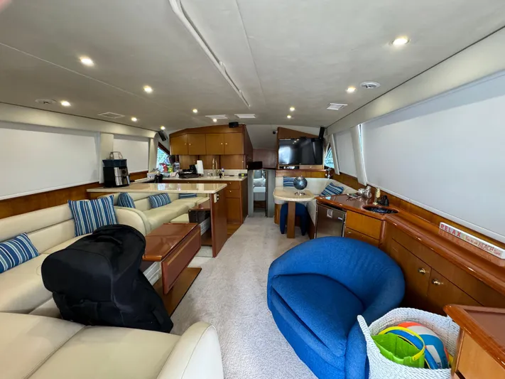  Yacht Photos Pics Luxurious interior of a 2001 Ocean Yachts 48, featuring elegant seating and modern amenities.