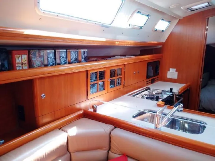 Elendil 1 Yacht Photos Pics Galley area I