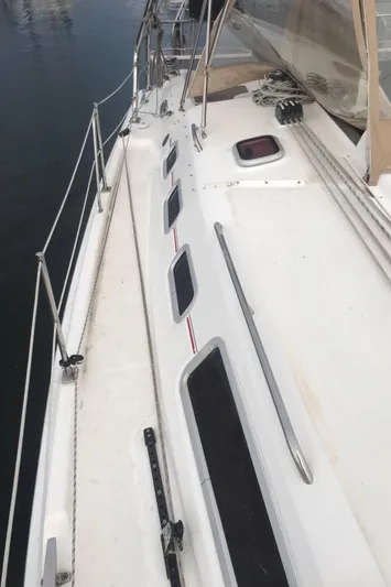 Elendil 1 Yacht Photos Pics Wide side decks