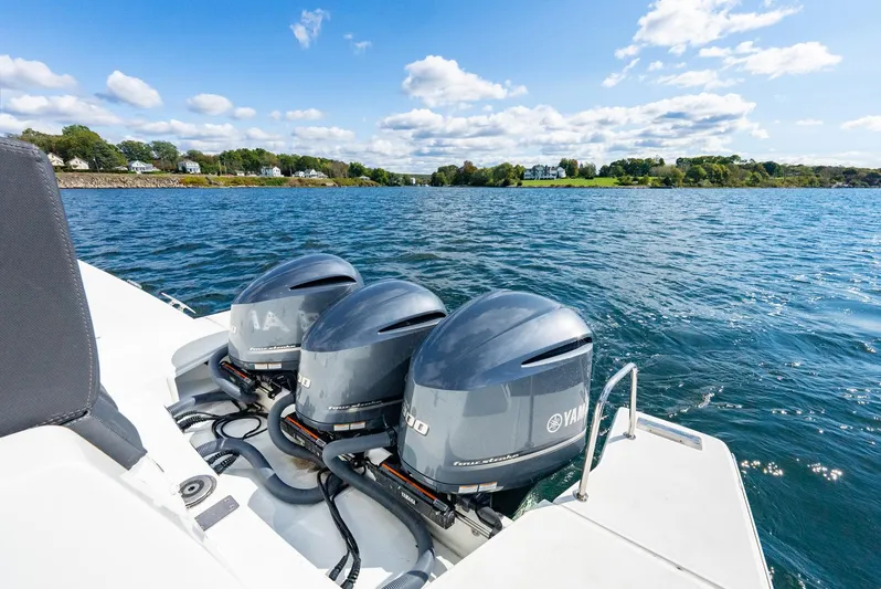 Variance Yacht Photos Pics Engines