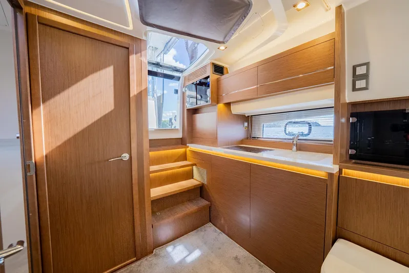 Variance Yacht Photos Pics Galley