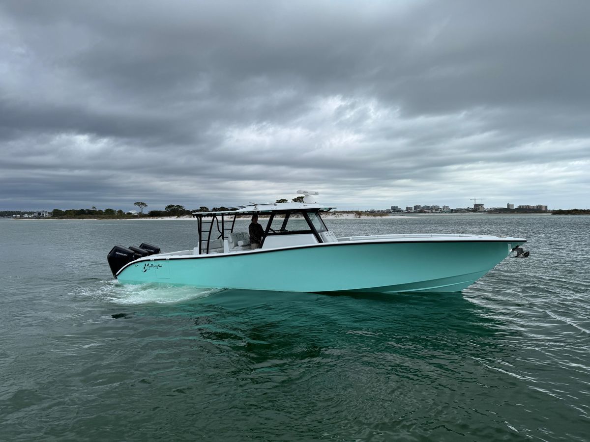 2023 Yellowfin 42 