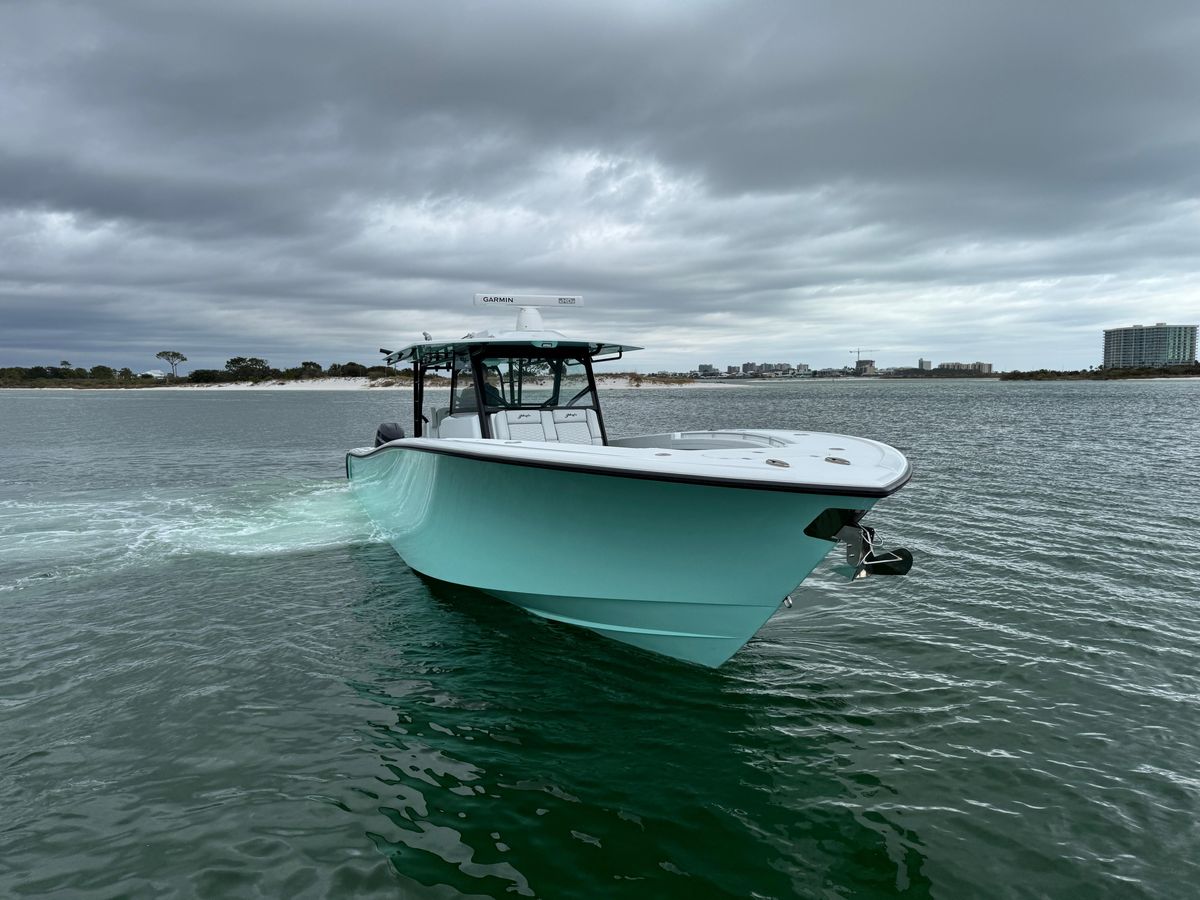 2023 Yellowfin 42 