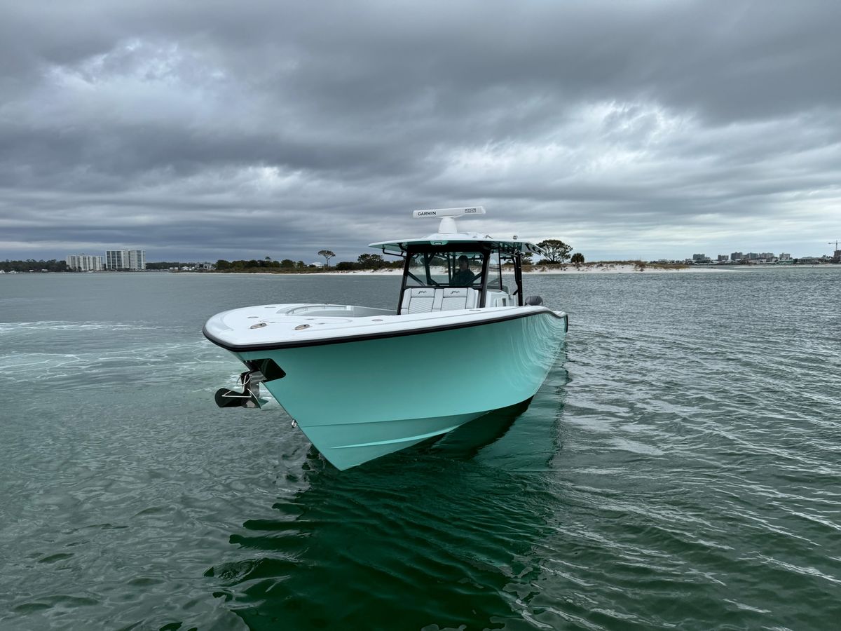 2023 Yellowfin 42 