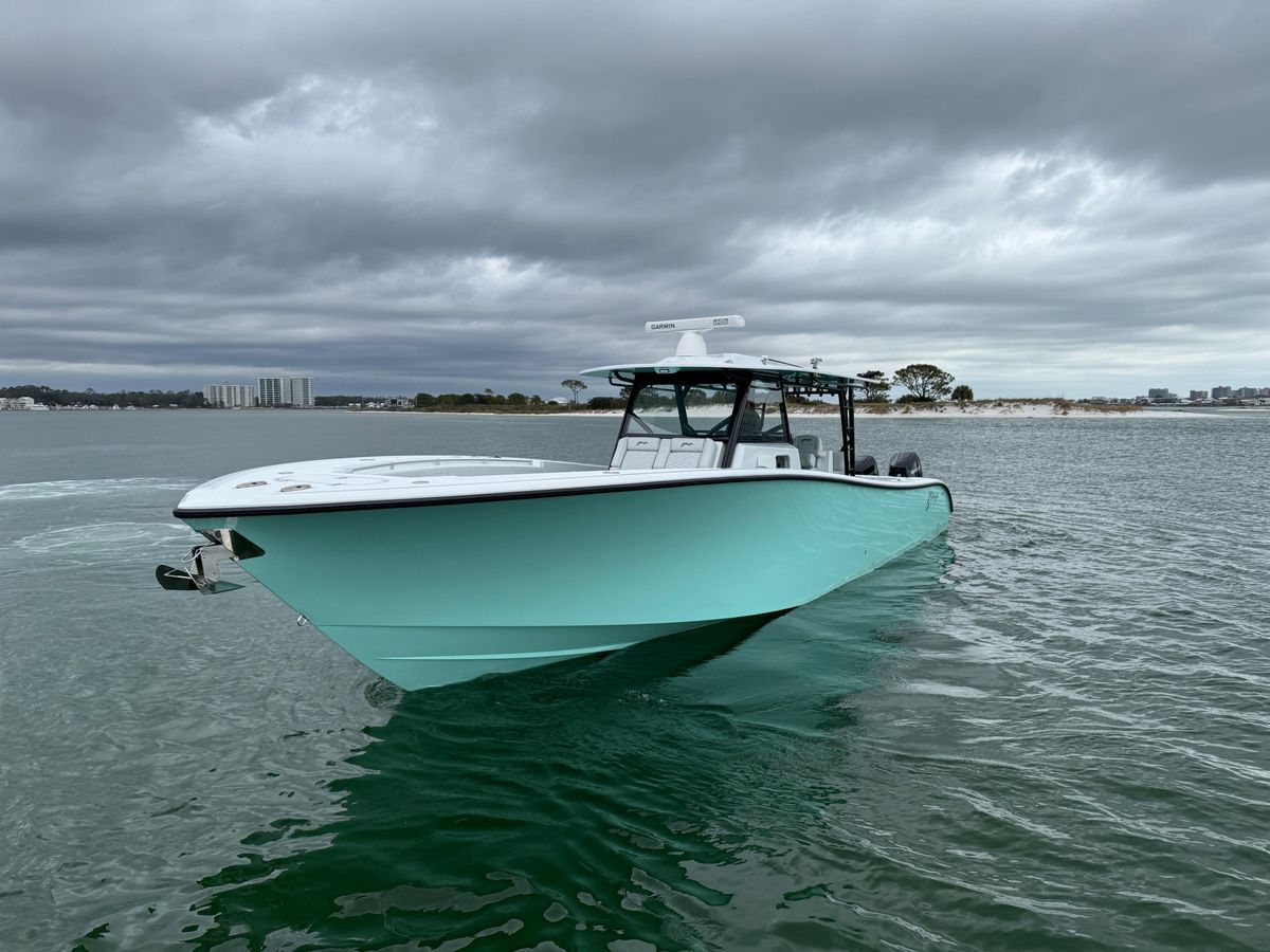2023 Yellowfin 42 