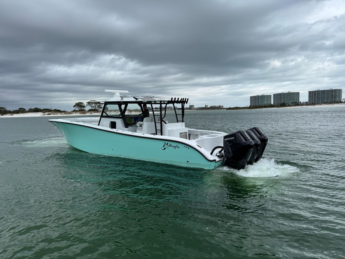 2023 Yellowfin 42 