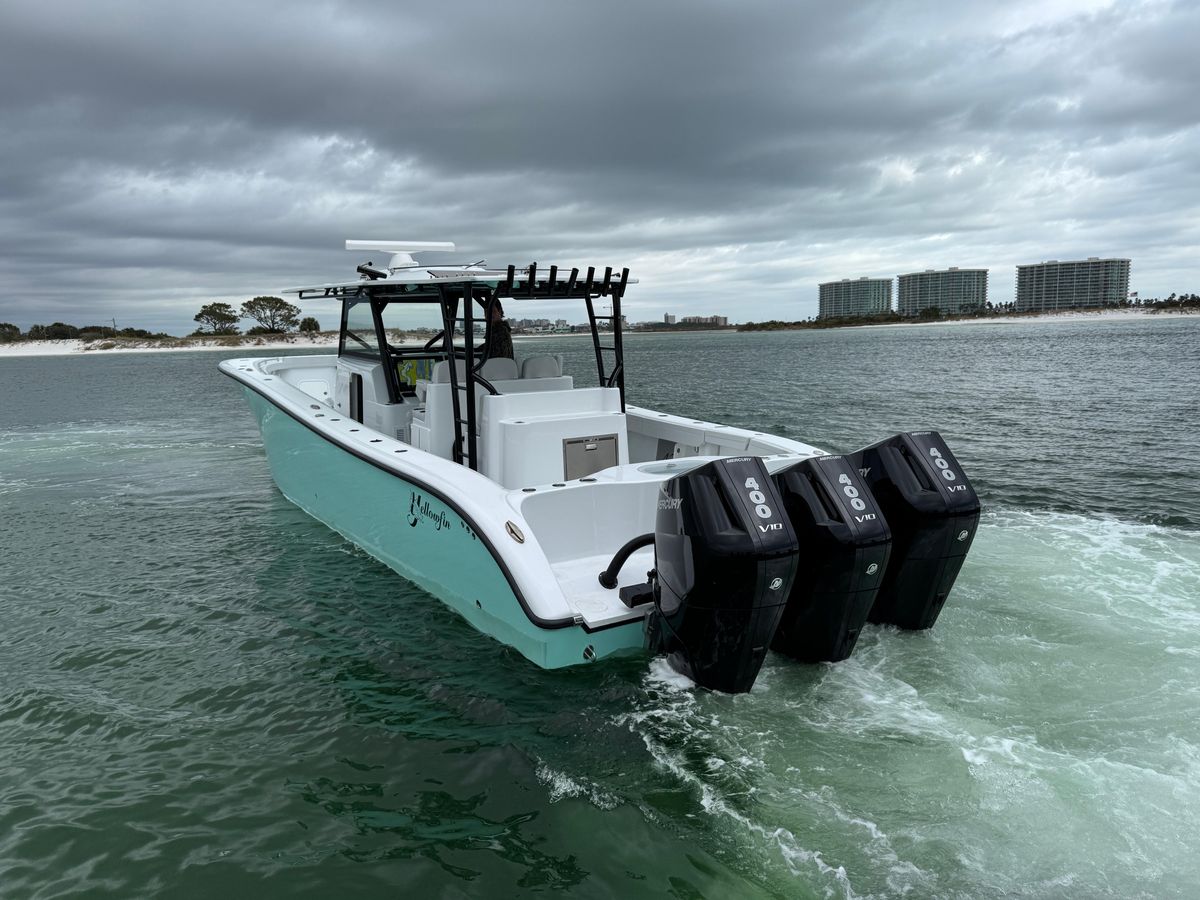 2023 Yellowfin 42 