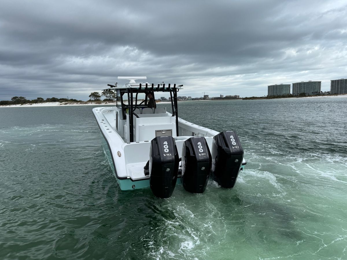 2023 Yellowfin 42 