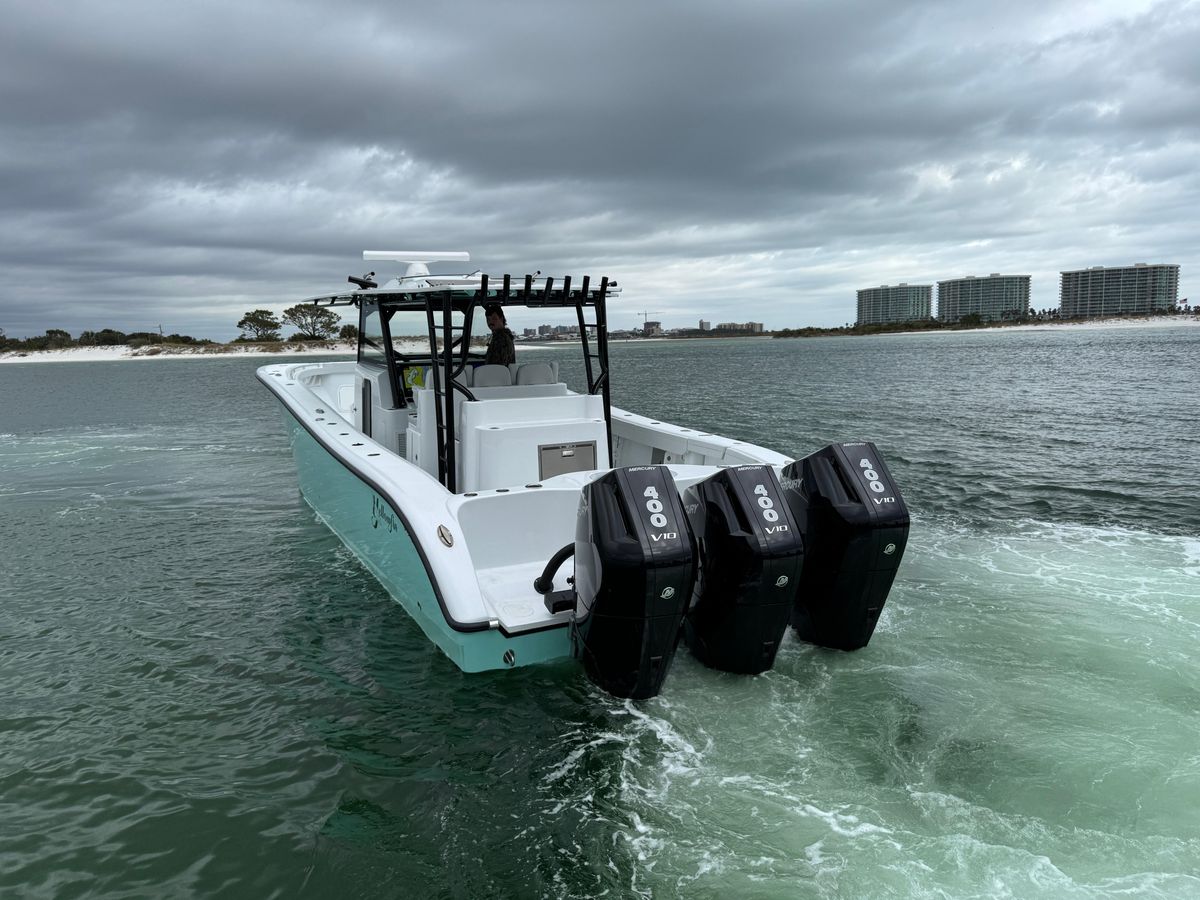 2023 Yellowfin 42 