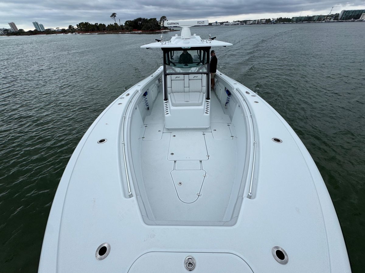 2023 Yellowfin 42 