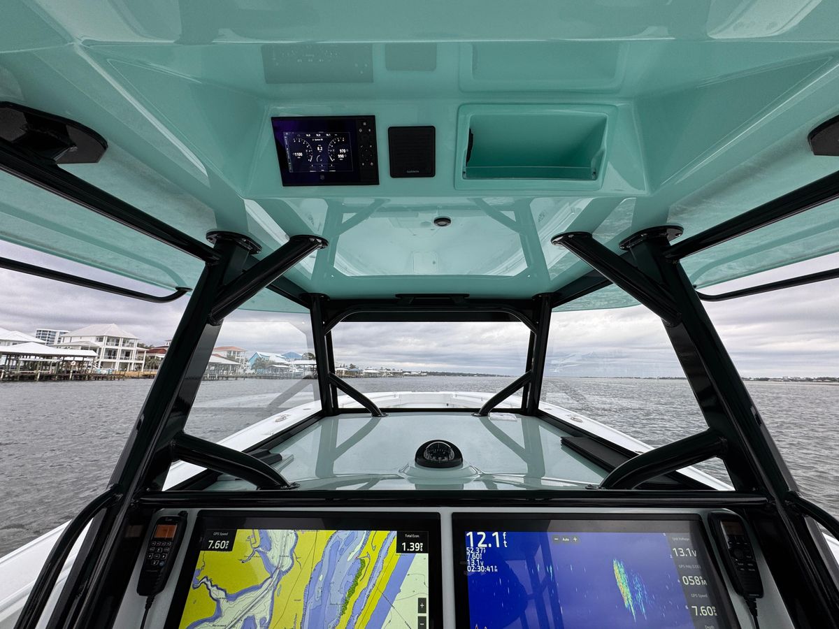 2023 Yellowfin 42 
